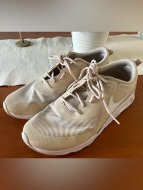 Nike Air Max Thea Beige
